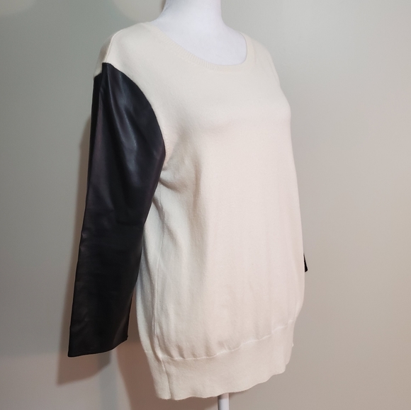 Ann Taylor wool blend cream with faux leather 3/4" sleeves pullover sweater. M - Picture 3 of 10